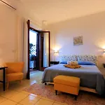 Due Relais - Panoramic Sea View Hotel apartamentowy 4*