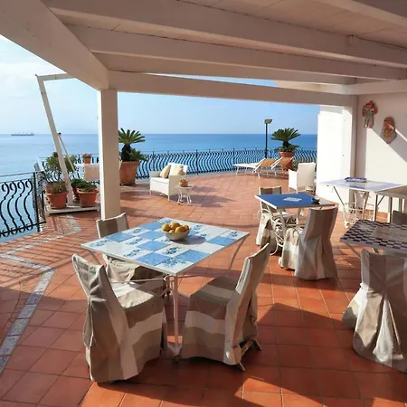 Due Relais - Panoramic Sea View Hotel apartamentowy Vietri