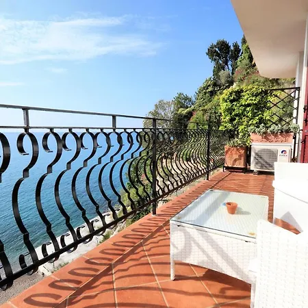 Due Relais - Panoramic Sea View Hotel apartamentowy