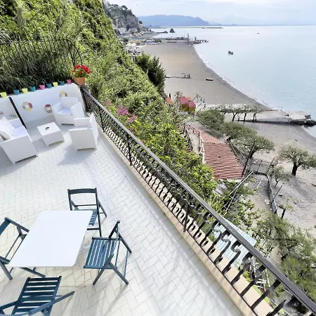 Due Relais - Panoramic Sea View Hotel apartamentowy 4*
