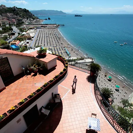 Due Relais - Panoramic Sea View Hotel apartamentowy