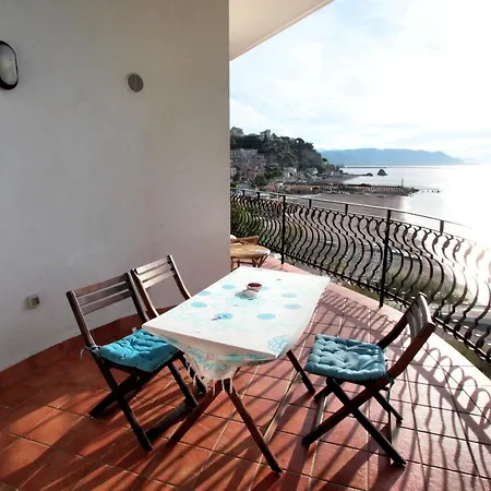 Due Relais - Panoramic Sea View Apartahotel