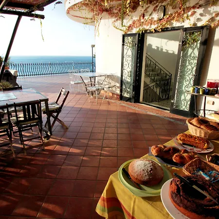 Apartahotel Due Relais - Panoramic Sea View 4*